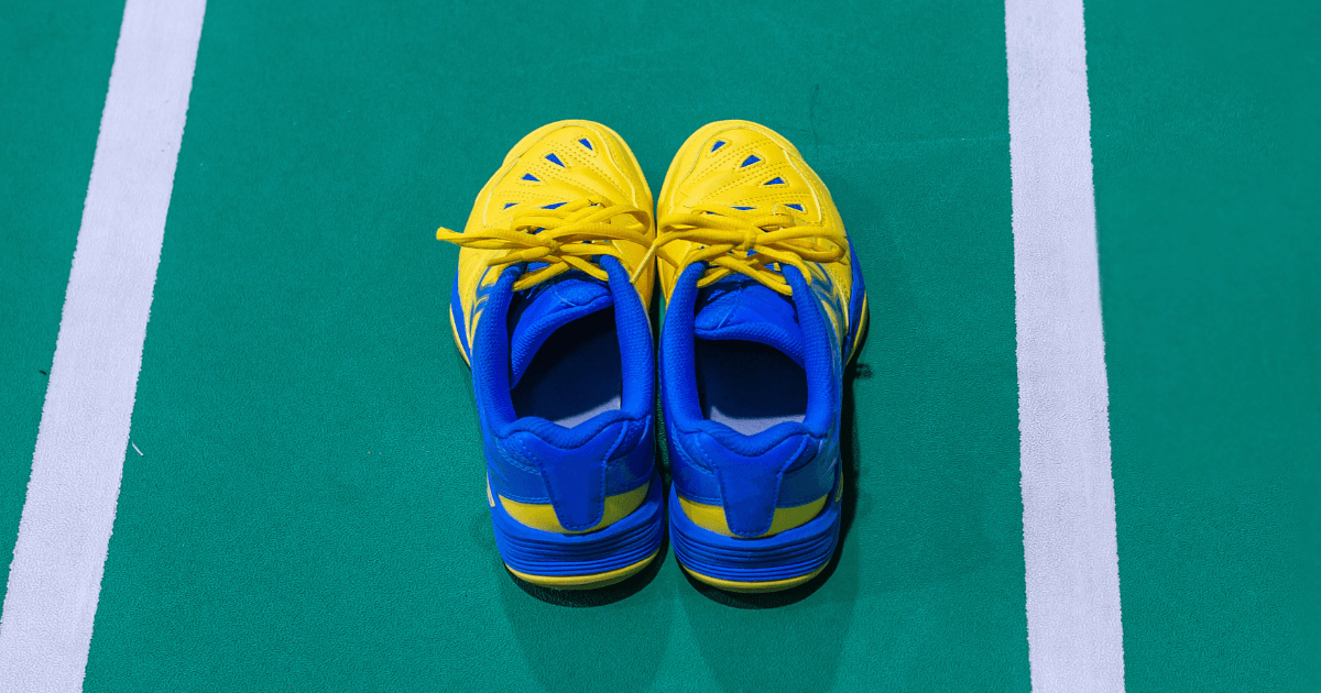 รองเท้าสำหรับเล่นแบดมินตัน